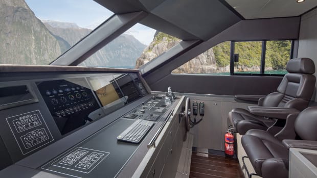 She also contains a wealth of other smoothly integrated technological elements, including twin 26 kW Northern Lights generators. There are two electrically adjustable seats at the helm, and the suede-lined dashboard comprises comprehensive navigational equipment by Simrad.