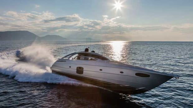 In true Pershing style, the striking 70 looks like a lean, mean machine and handles like a fighter jet.