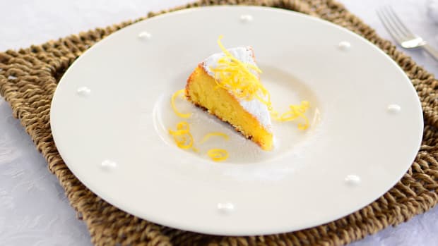 Lemon & Almonds Cake (Jpeg fine)crop
