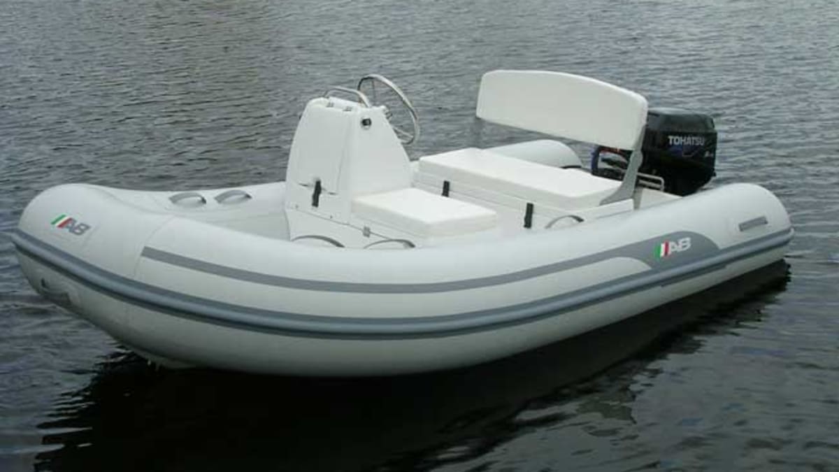 AB Inflatables Lightweight Center Console - Yachts International