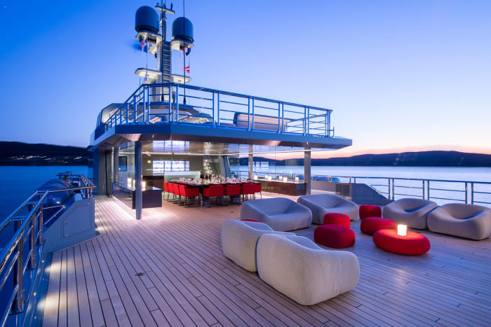The bridge deck has exterior dining and a bar, as well as outside lounging space.