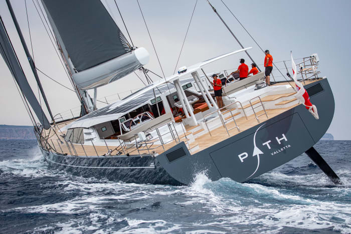 PATH-c-YachtShot-H230
