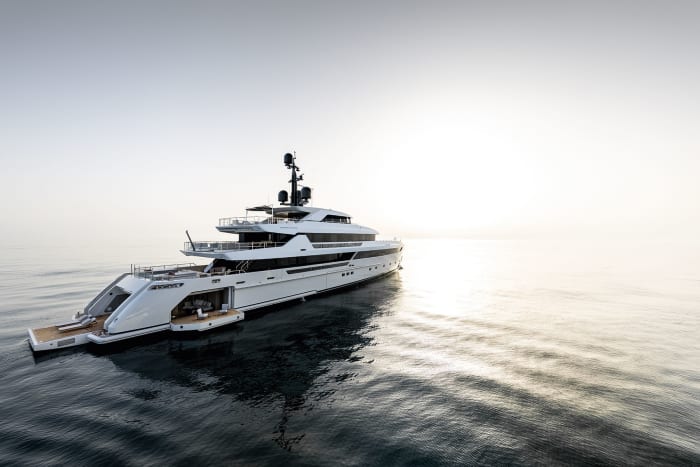 Cloud 9’s 38-foot beam is wider than other yachts in her class, and she has high volume for her overall length. 