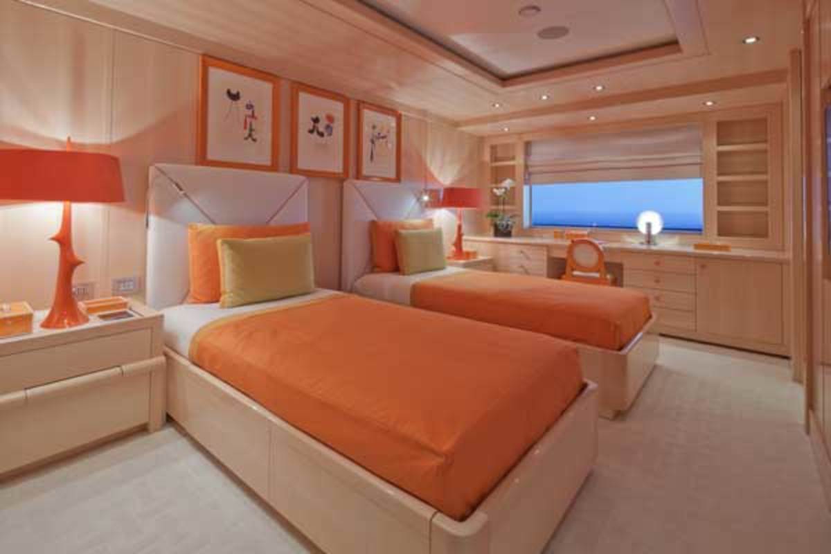 orange--guest-cabin-main-deckIMG_4893x600