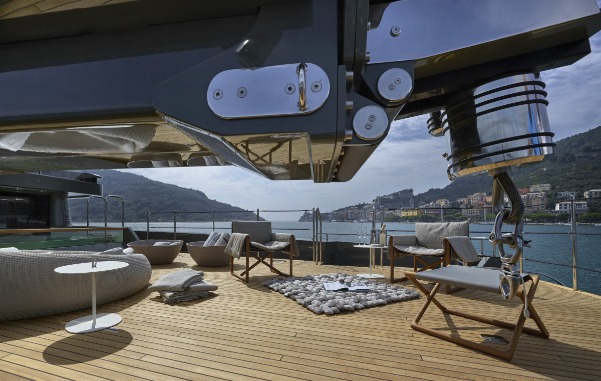 The aft deck, which can keep a tender—or anything else—of up to 29 feet or 4 tons. The garage space underneath it is fitted out on Moka as a beach club.