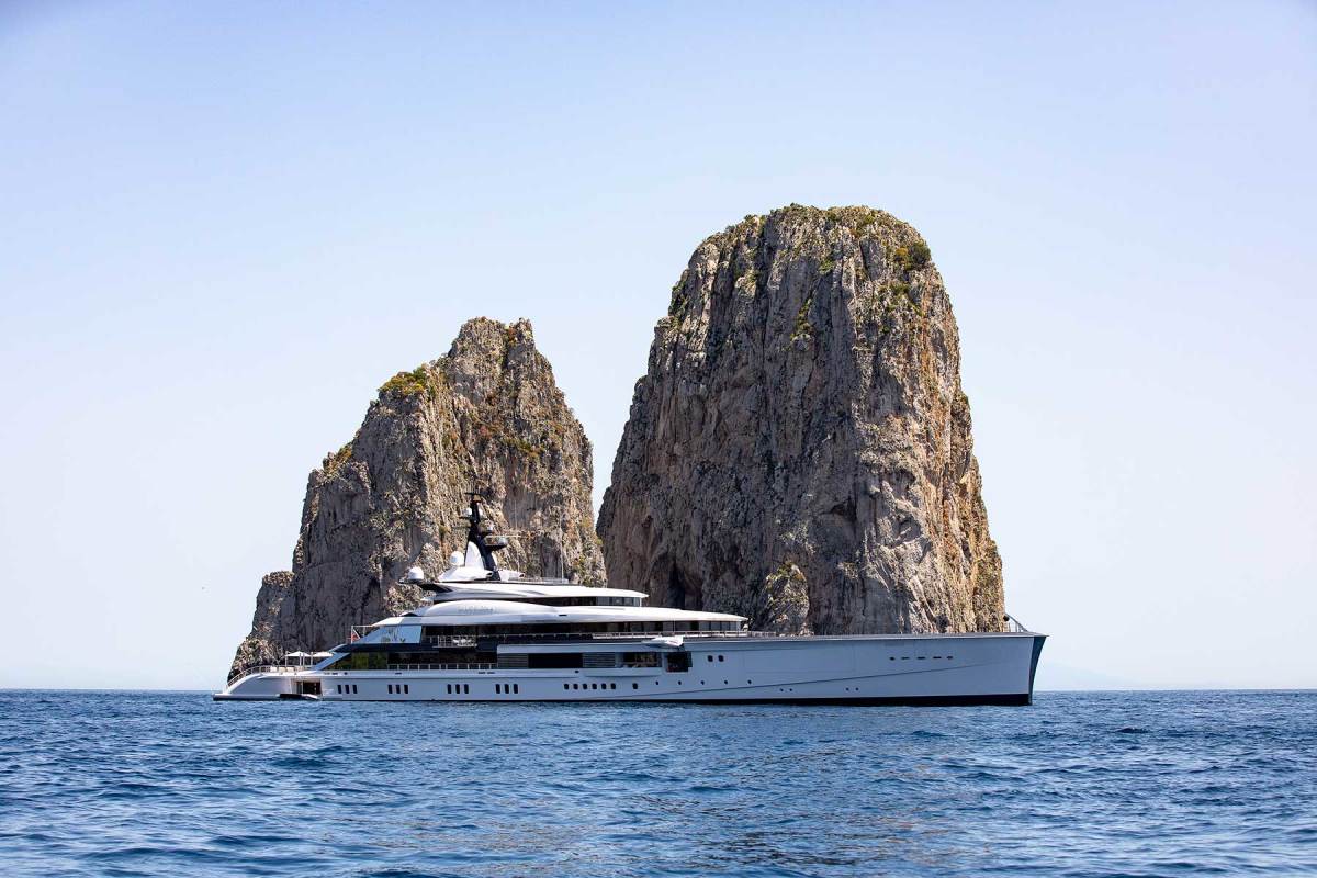 Bravo Eugenia has been cruising the Mediterranean. She is seen here off Capri.