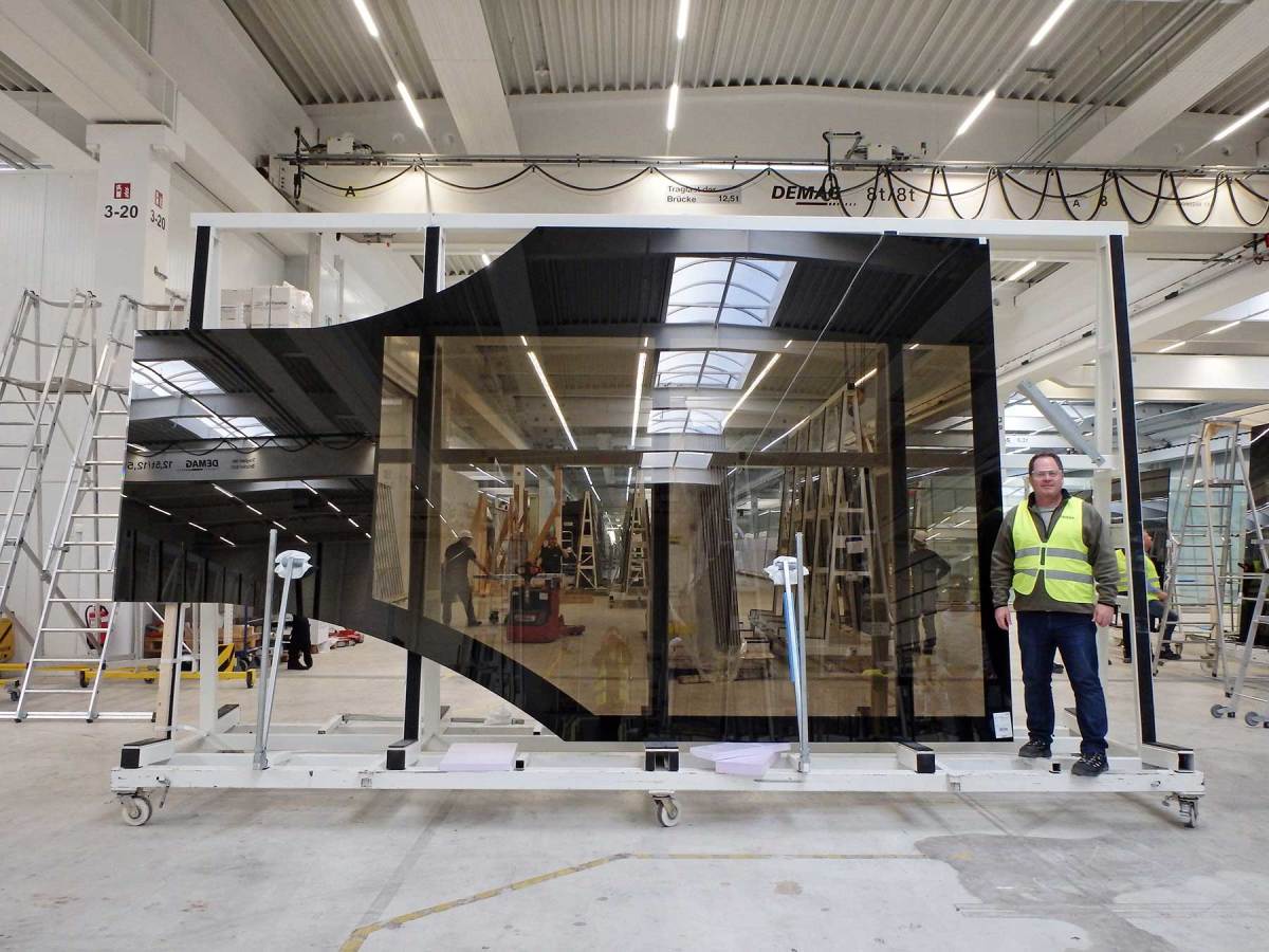 Artefact has over 8,073 square feet (750 square meters) 
of glass weighing more than 60 tons.