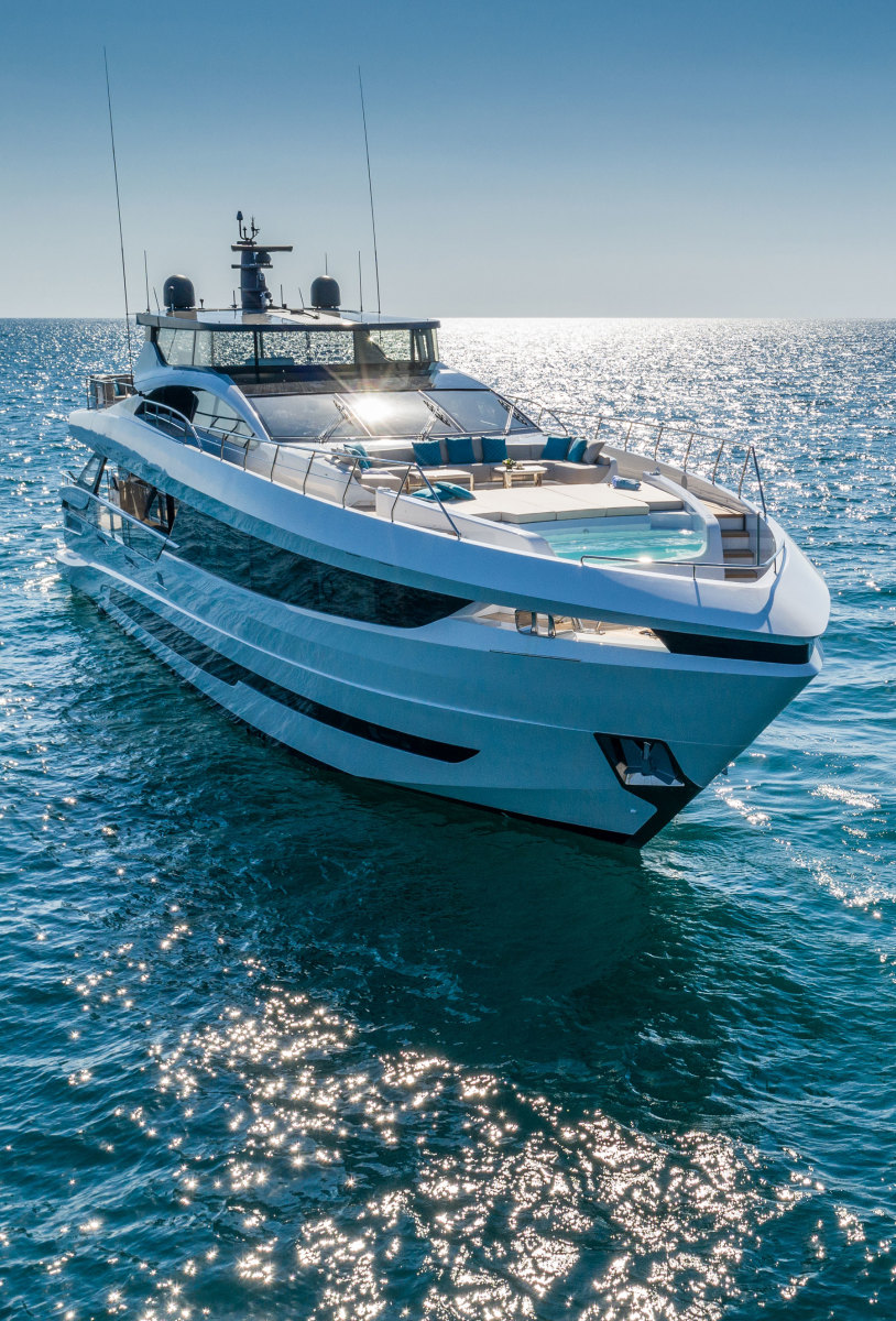 For a vessel with as much volume as she carries, the Mangusta GranSport 33 also manages to maintain the sleek lines for which the builder is known.