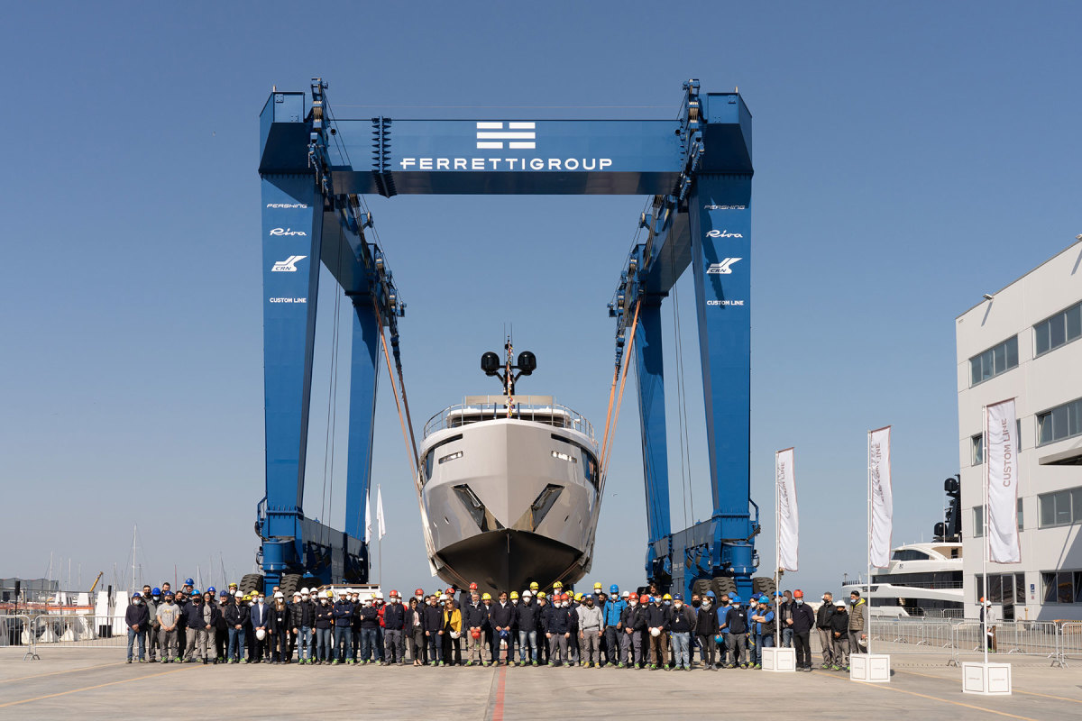 Custom-Line-Navetta-30#7-Launch-@-Superyacht-Yard-Ancona_1